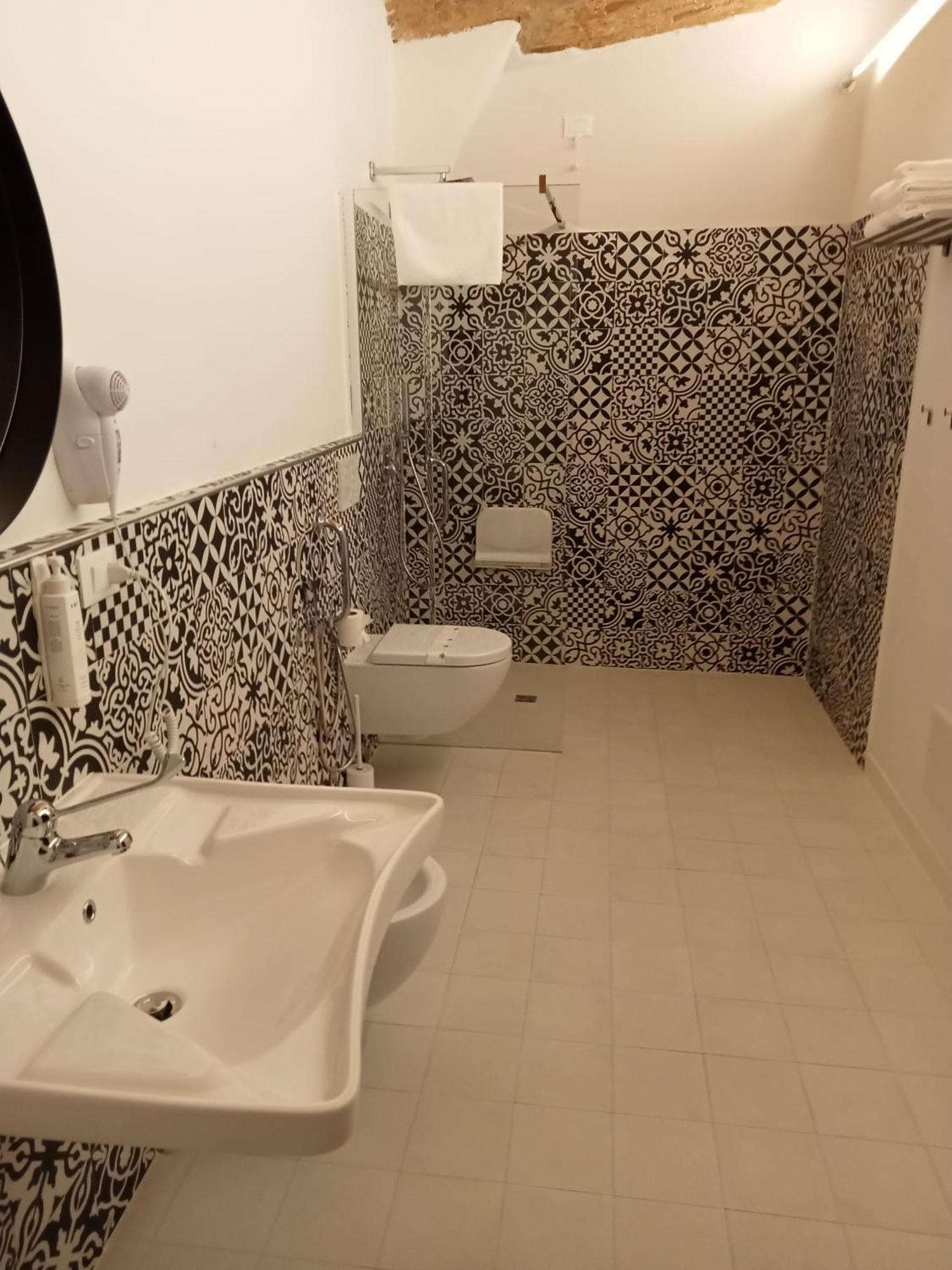 Dimora Donna Dora - Albergo Diffuso San Martino in Pensilis Eksteriør billede